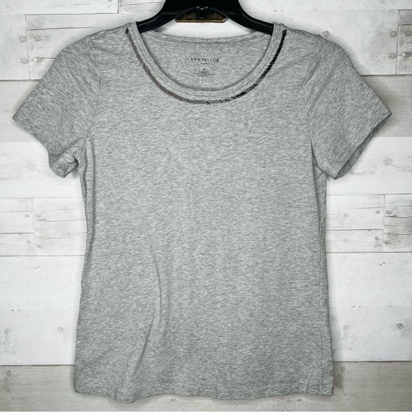 Ann Taylor | New Gray Top - Picture 1 of 4